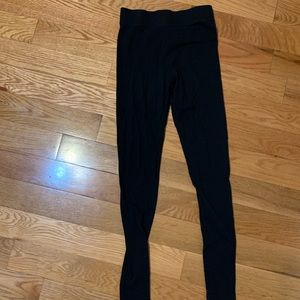 black leggings